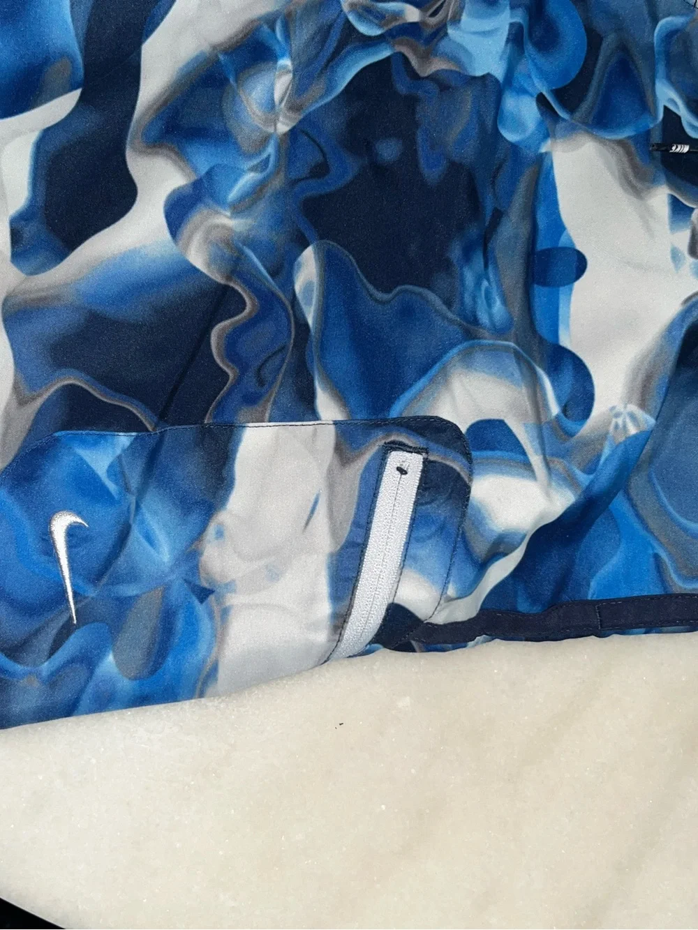 Nike Men's Blue & White Abstract Print Swim Board Shorts